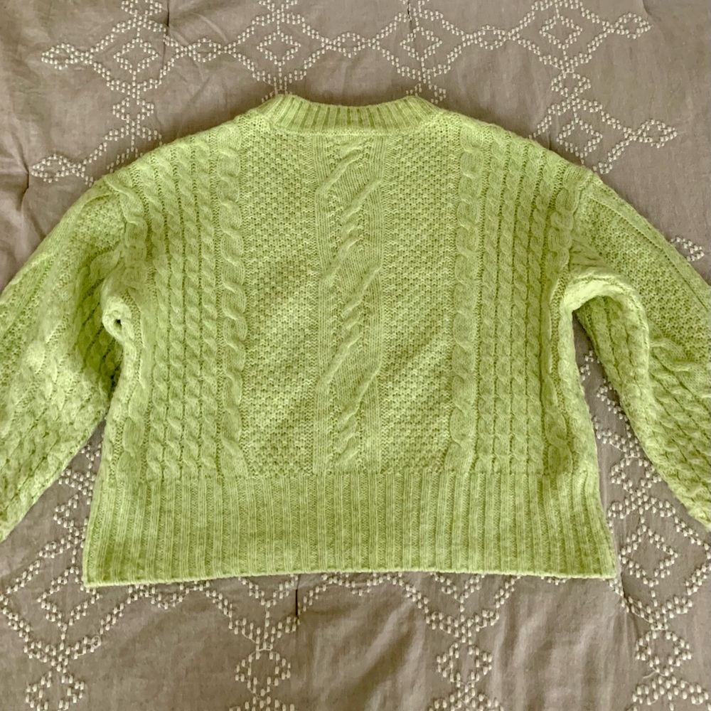 EUC GIANNI BINI cozy cropped sweater - Picture 5 of 6